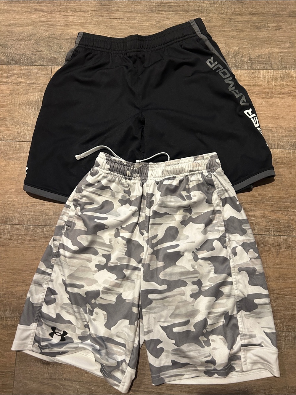 Under Armour L Shorts